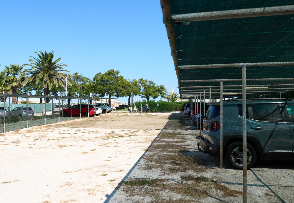 media.Slide_Parcheggio_1Hotel_Diamond_Riccione